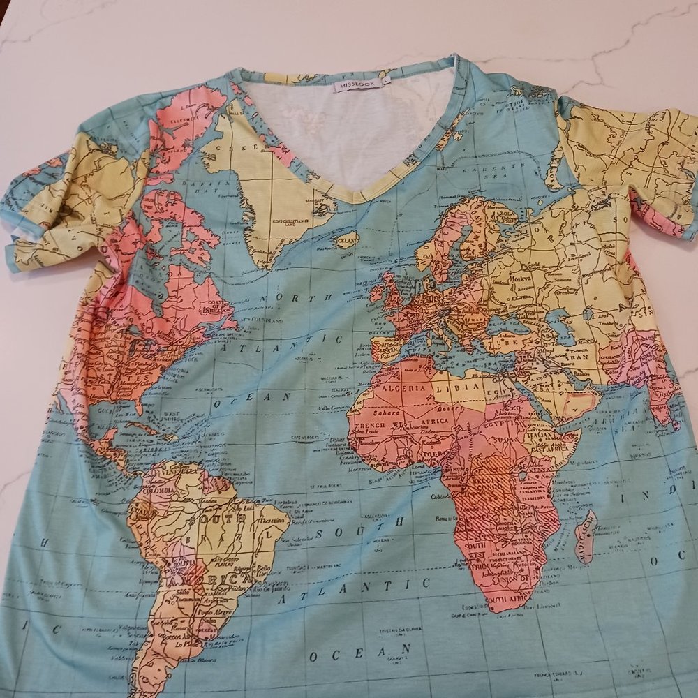 Atlas tshirt